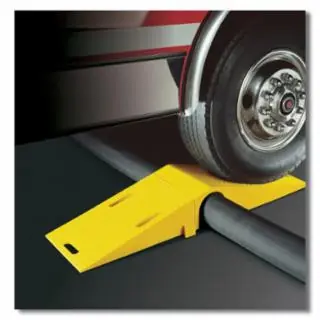 Fan Favorite Checkers UHB3035 Hose Bridge Systemdiamondback3.5"1Tunn&2Ramps
