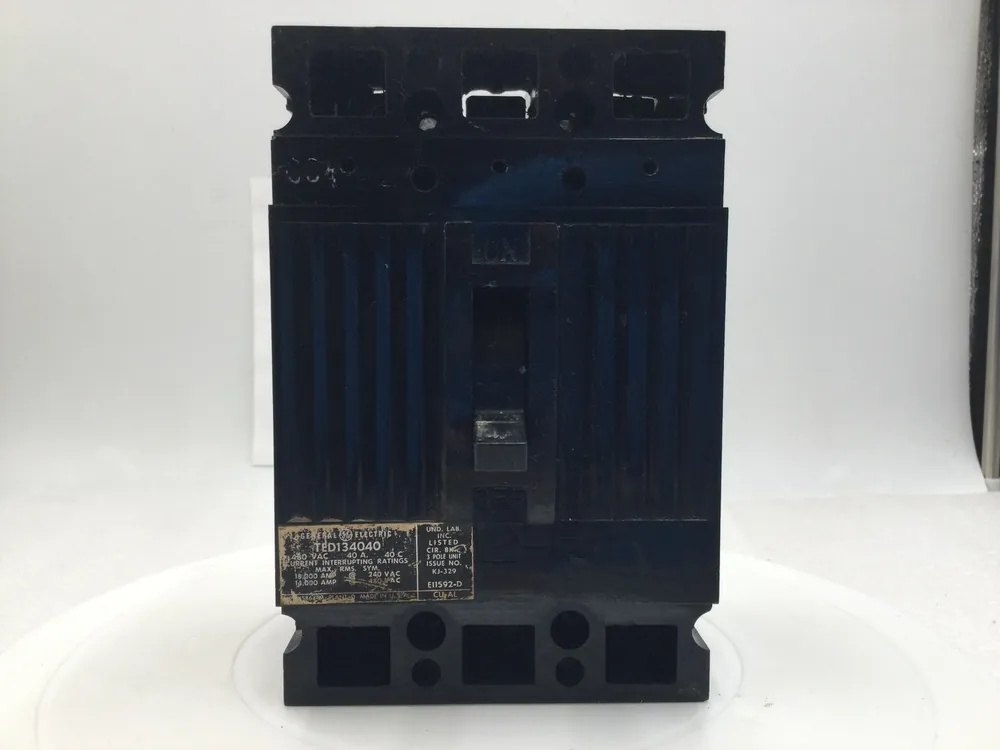 GE/General Electric TED134040 40 Amp 3 Pole 480V Circuit Breaker While Supplies Last