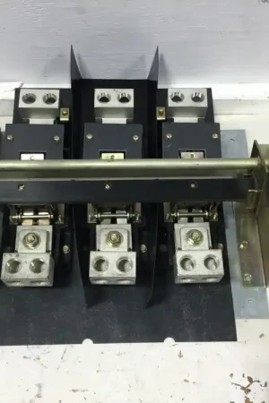GE Power Pole, 600 Amp, THN3366 Model 11, 600 Amp, 600V, 455C412G15 Switch Blocks - Complete Assembly Authentic