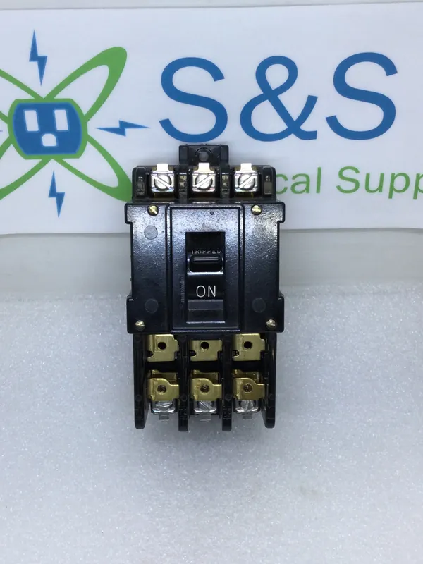 Save Now GE CR1062S3AAT1000 Manual Motor Starter Nema Size M-1 Open 3 Phase