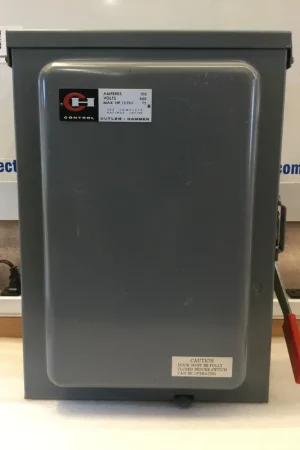Price Drop Eaton/Cutler-Hammer 4105H3333H, 100A, 3Ph, 600VAC/250VDC, Nema3R, Non-Fused, Safety Switch