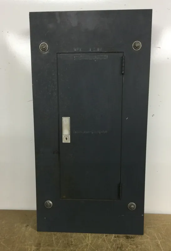 General Electric 100 Amp 9 Space/18 Circuit 120/208 VAC 3 Phase 4 Wire Panelboard Enclosure Type NLAB Dead Front 14" X 28" Flash Sale