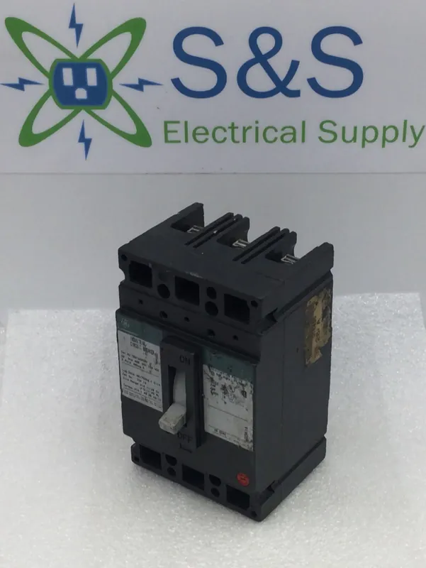 General Electric TED134020V 20 Amp 3 Pole 480V Circuit Breaker - Cosmetic Flaw Special Discount