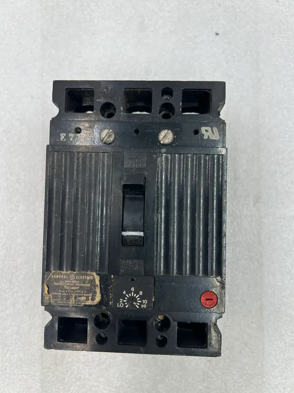 General Electric TEC36007 7 Amp 3 Pole 600V Circuit Breaker - Cosmetic Flaw Reduced Price