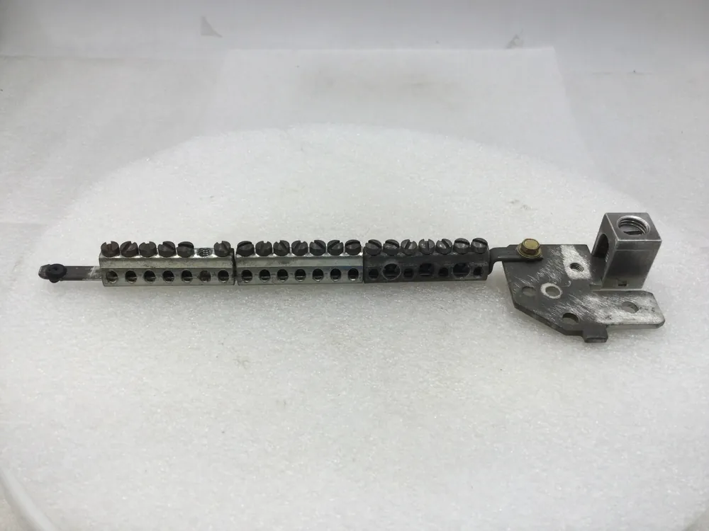 Clearance GE General Electric 21 Position Ground/Neutral Bar