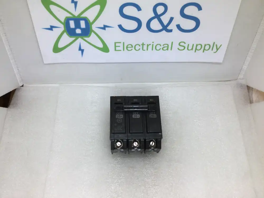 GE/General Electric THQB32020 20 Amp 3 Pole 240V Bolt On Breaker - Flawed Don't Miss Out