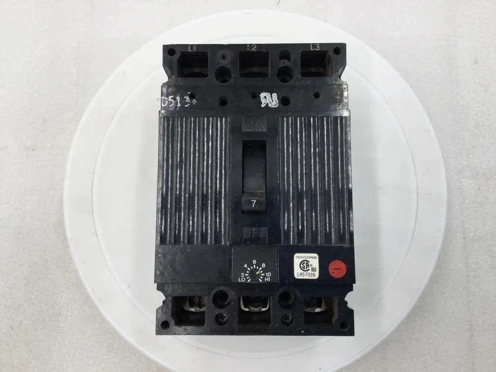 Weekend Sale GE/General Electric 7 Amp 3 Pole Molded Case Circuit Breaker w/ Adjustable Trip