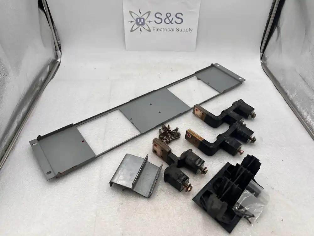 GE Spectra Series AMCB6GB 400/600 Amp Circuit Breaker Mounting Kit Best Seller