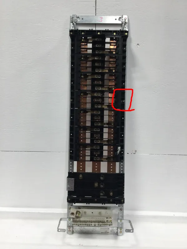 GE General Electric THQB Series 225 Amp 3 Phase 42 Space Main Lug Load Center Guts Only 10" X 38" Buy Today