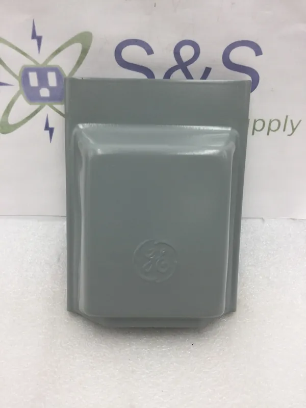 Fresh Stock General Electric TFN60RGFRCP 60 Amp 240V Disconnect Cover Only 7" x 5"