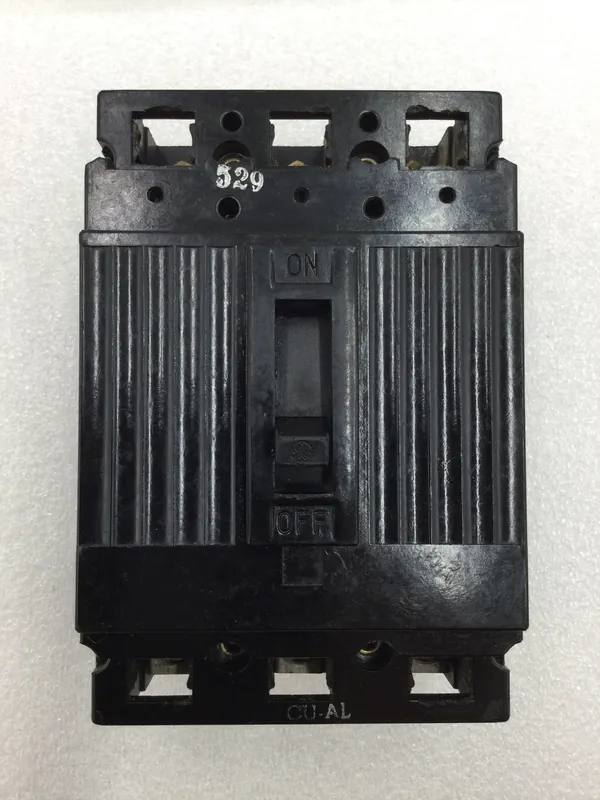 Fan Favorite GE General Electric TEF134090 90 Amp 3 Pole 480V Circuit Breaker