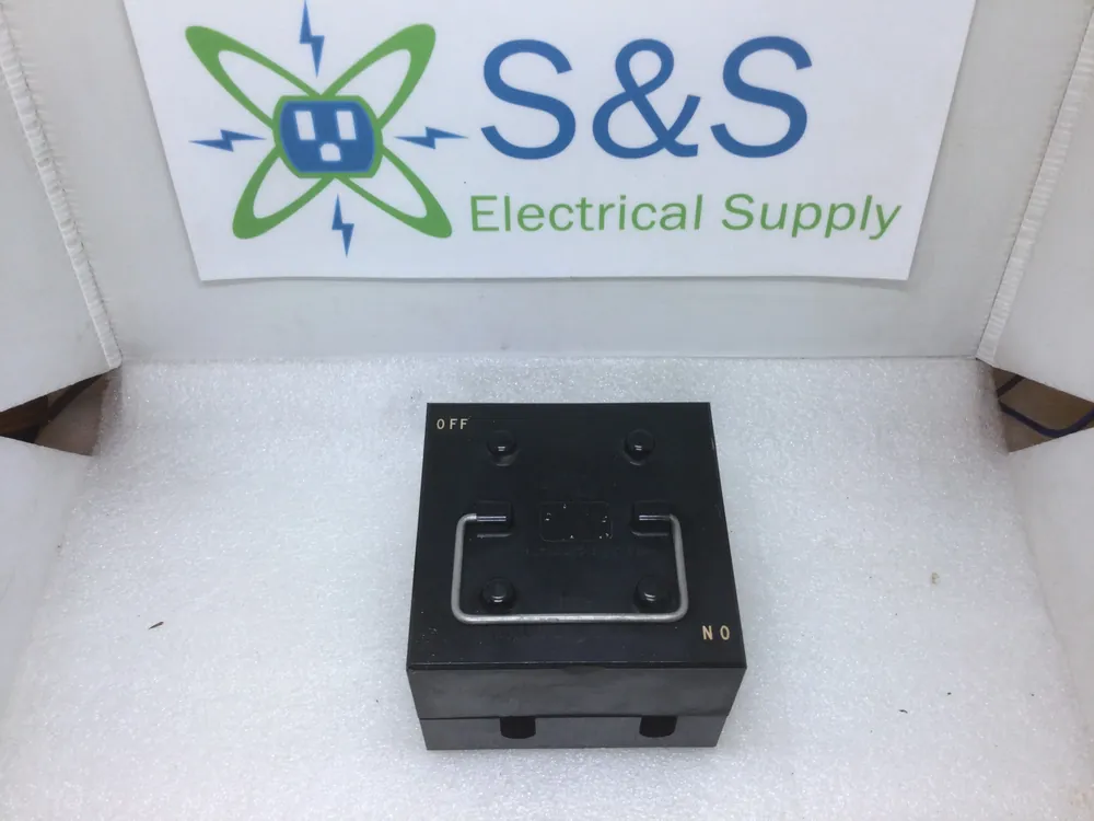Factory Price General Electric NEC 60A 250V AC/DC Fusible Pull Out Disconnect Includes Fuses