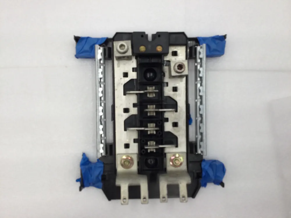 GE/General Electric TSM815CSFL 150A 120/240VAC Type THQL/THQP Guts Only Grab Now