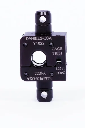 Y1022 Sale